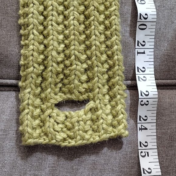 Handmade Knitted Neck Warmer - Picture 3 of 5